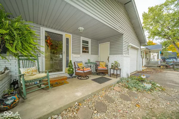 Anderson, IN 46012,521 Woodlawn DR