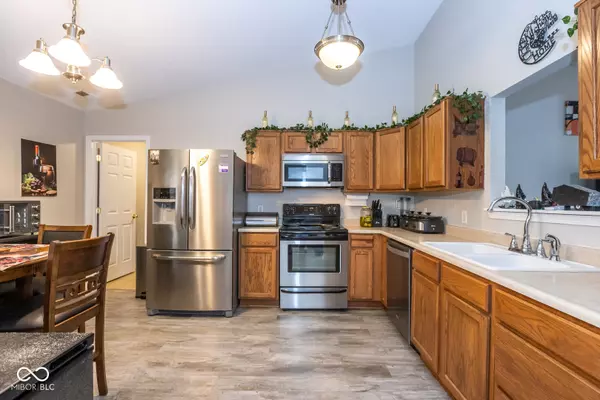 Indianapolis, IN 46221,5819 Jackie LN