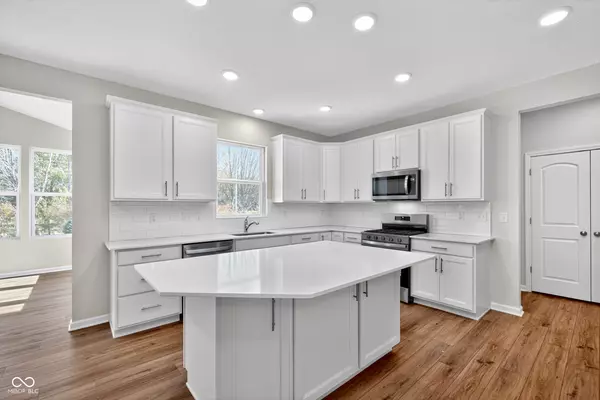 Brownsburg, IN 46112,7263 Barrett DR