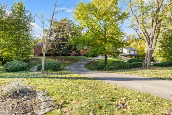 Indianapolis, IN 46250,7532 Camelback DR