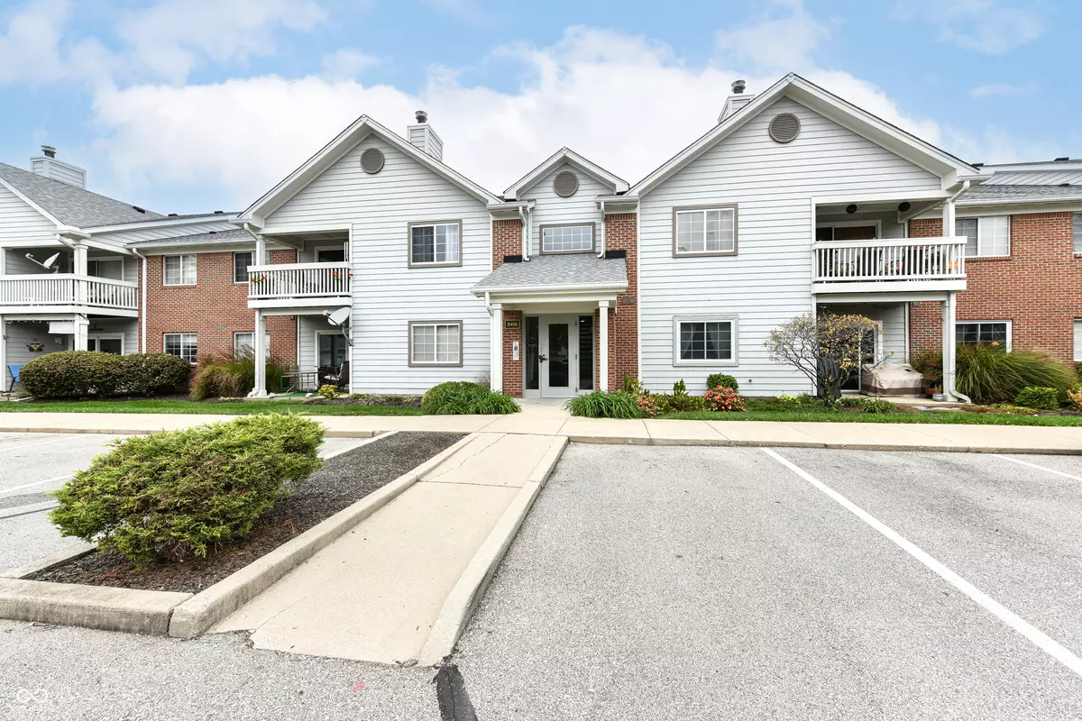 Indianapolis, IN 46278,8418 Glenwillow LN #205