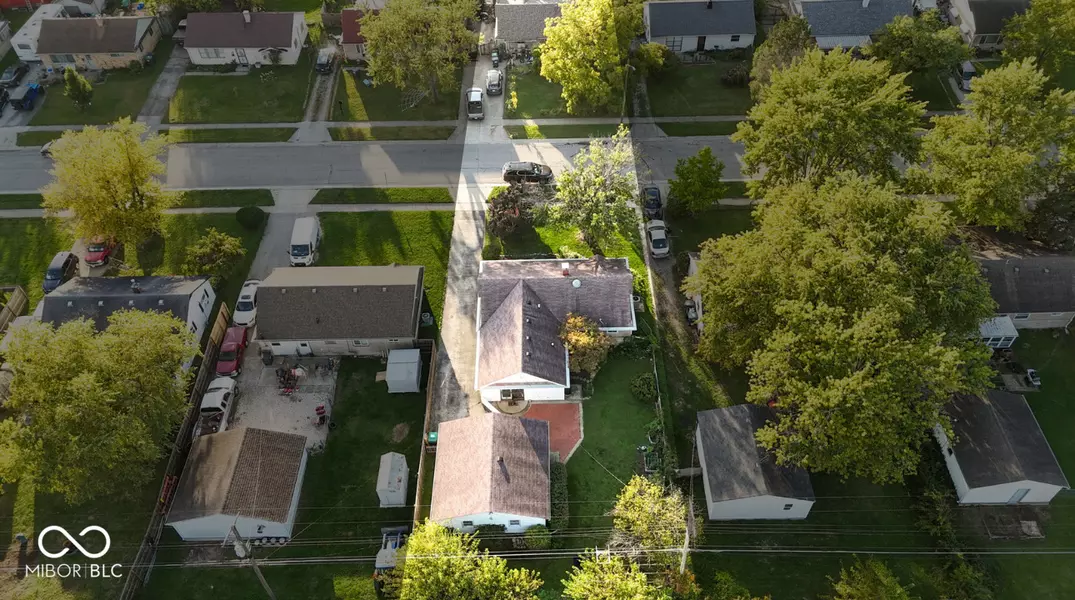 513 Park DR, Greenwood, IN 46143