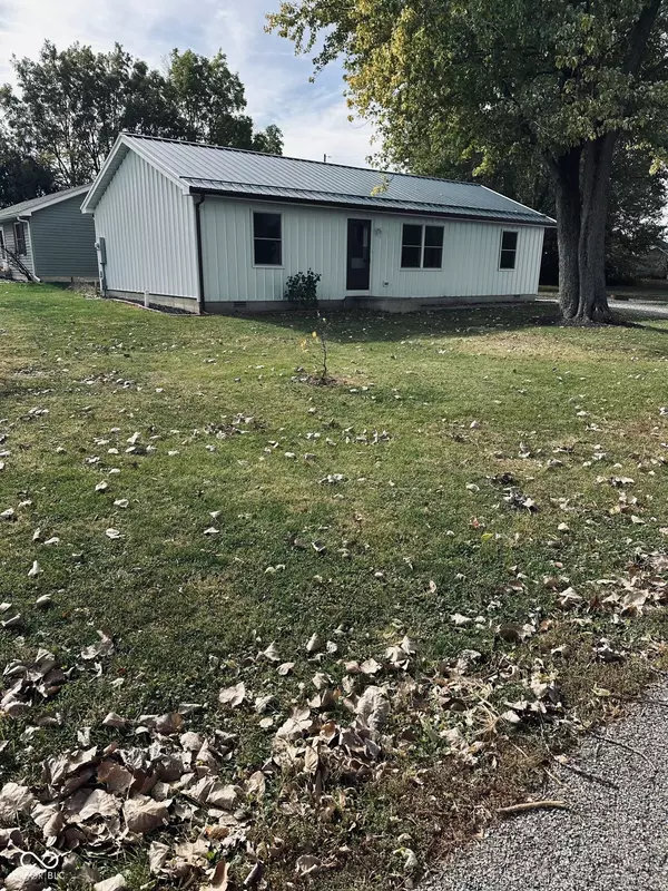 105 E Ross ST, Kirklin, IN 46050