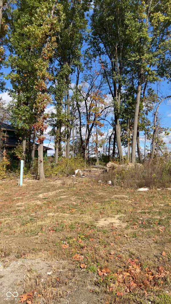 Zionsville, IN 46077,3725 Holliday Farms BLVD