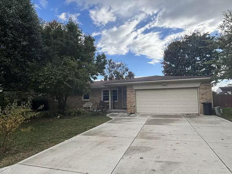 4232 Clifford RD, Brownsburg, IN 46112