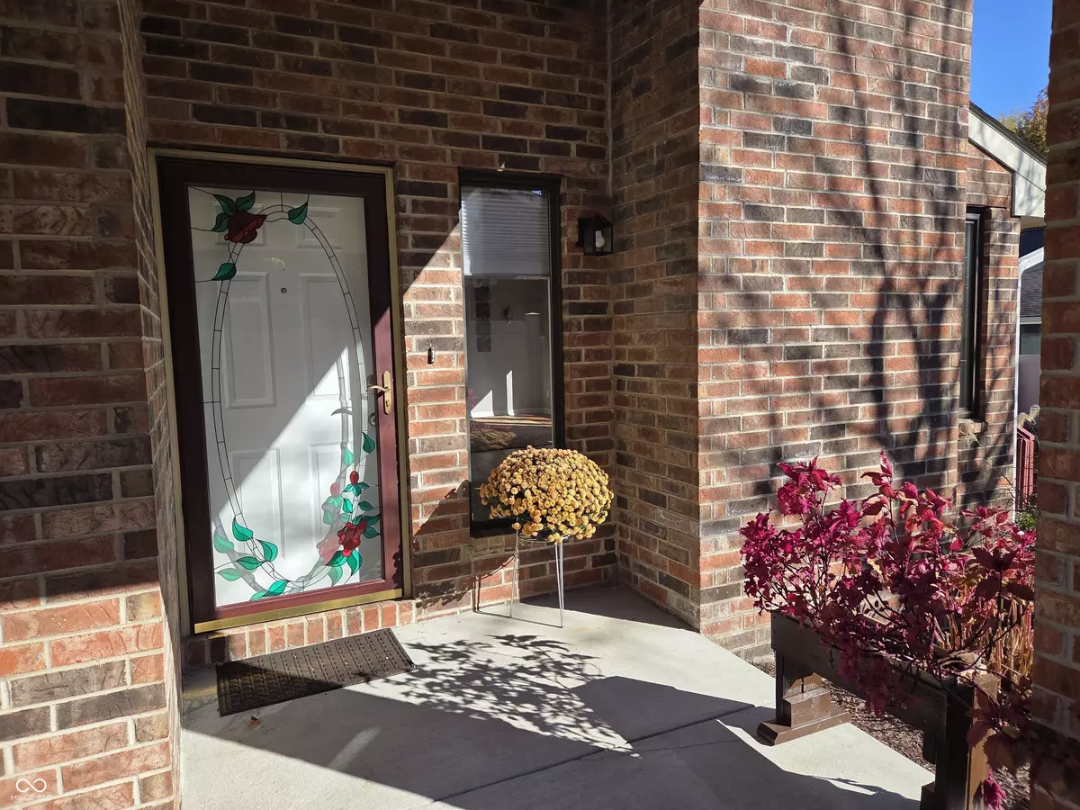 Columbus, IN 47201,943 Mockernut CT