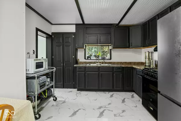 Crawfordsville, IN 47933,606 E Chestnut ST