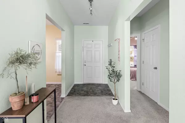 Noblesville, IN 46062,19426 Prairie Crossing DR