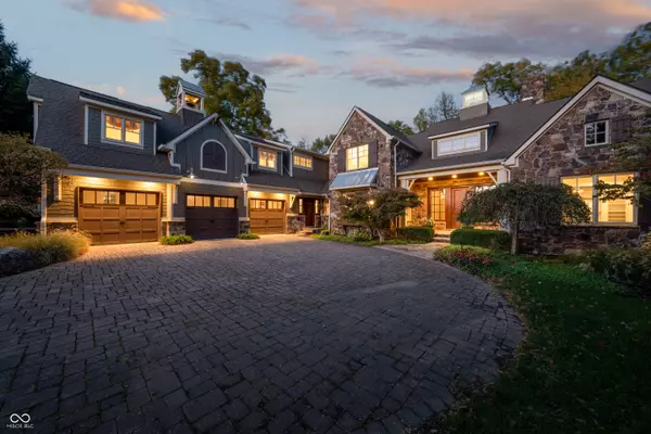 1236 Emerald Viking CT, Westfield, IN 46074