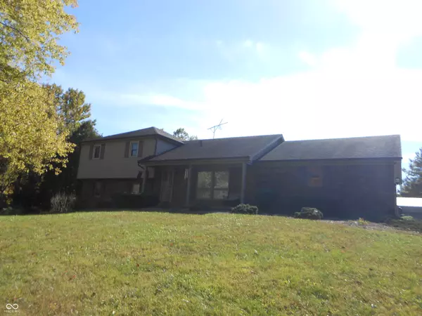 Greenfield, IN 46140,6147 E 300 S