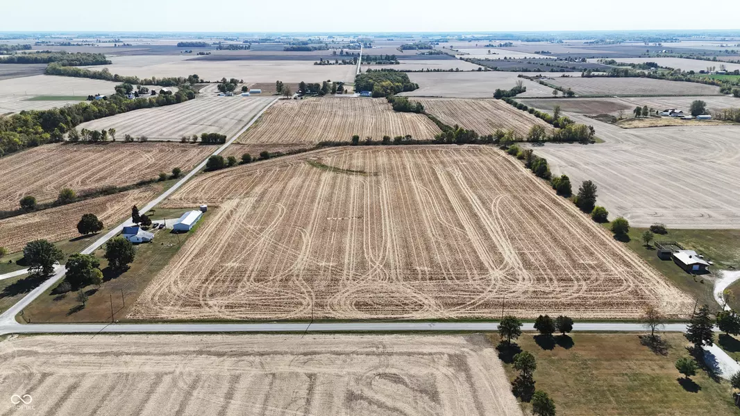 10580 S 300 E, Fairmount, IN 46928