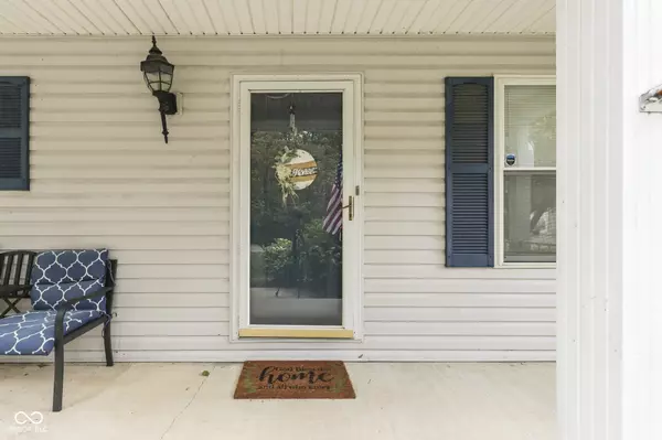 Bedford, IN 47421,596 Briarwood LN