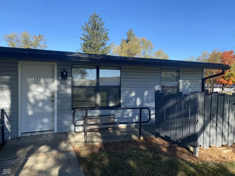 2000 Indianapolis RD #33, Crawfordsville, IN 47933
