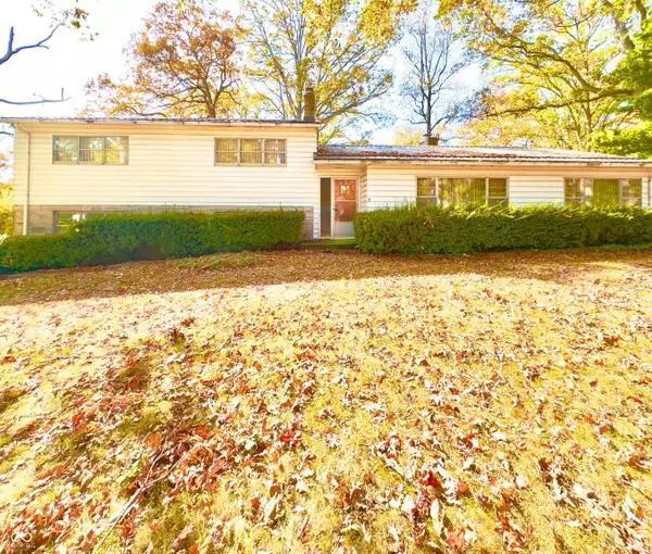 Fort Wayne, IN 46825,208 Southridge RD