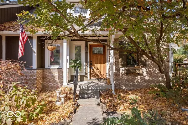 Indianapolis, IN 46256,10946 Geist Woods S DR