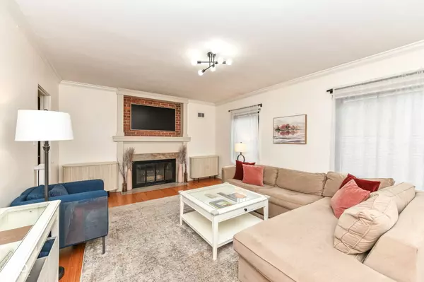 Indianapolis, IN 46220,1607 Broad Ripple AVE