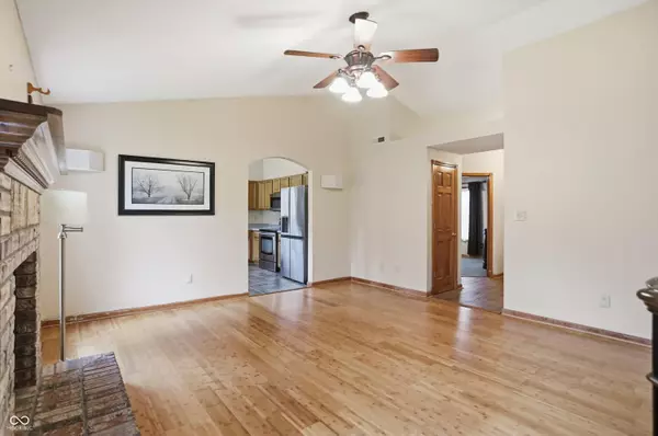 Indianapolis, IN 46217,7819 Shannon Lakes WAY