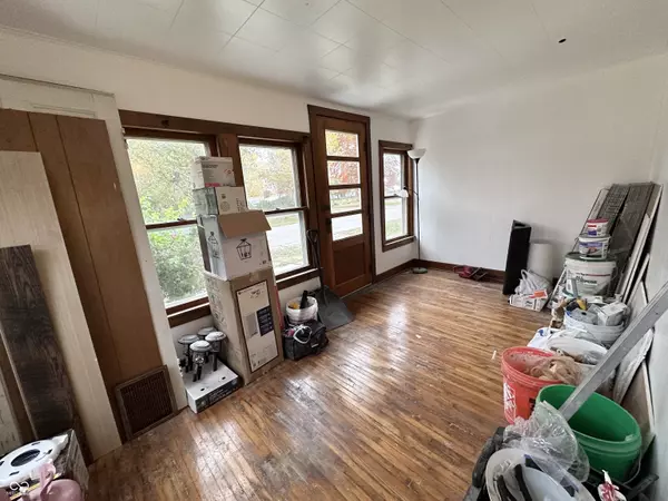 Roachdale, IN 46172,10 W Washington ST