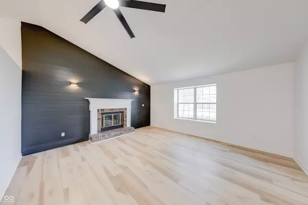 Indianapolis, IN 46227,6440 Crimson Circle West DR