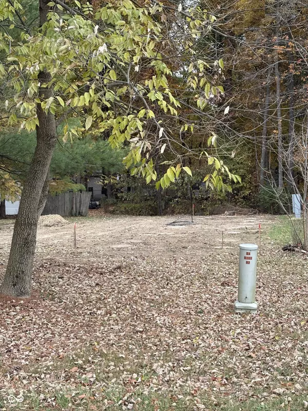 Cloverdale, IN 46120,217 Lazy River RD