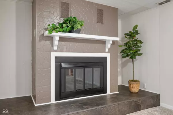 Anderson, IN 46013,148 South DR