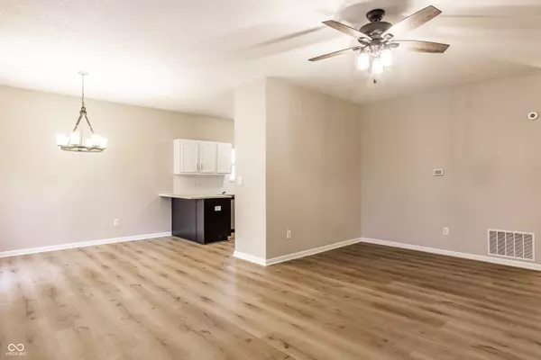 Whitestown, IN 46075,6328 Dusty Laurel DR