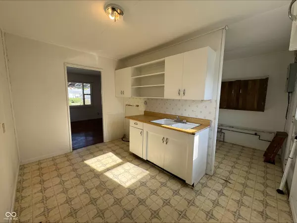 Lafayette, IN 47904,3013 Darby LN