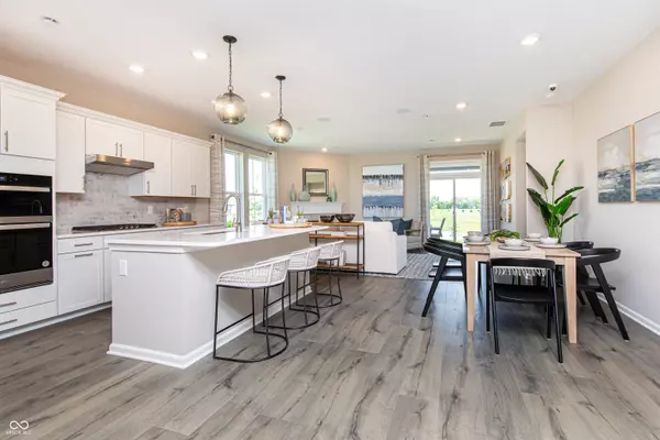 Westfield, IN 46074,18462 Depoe LN