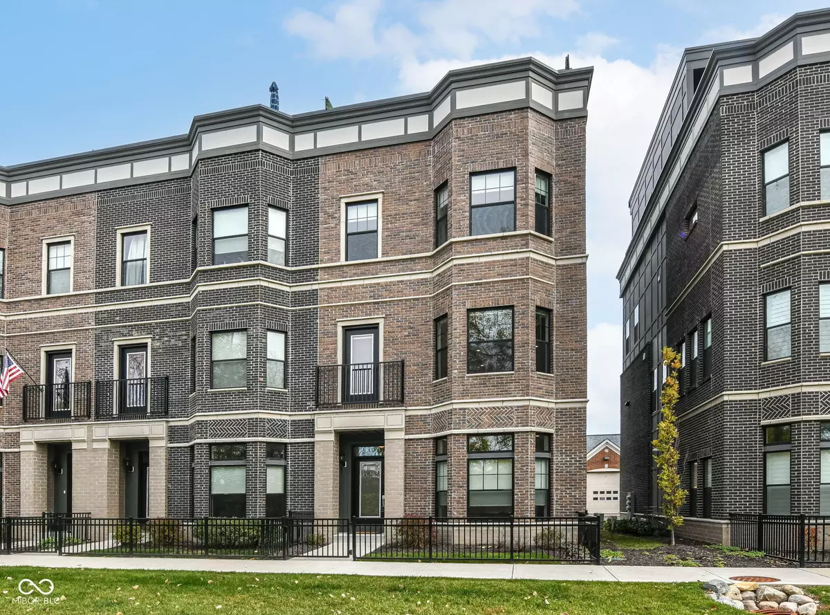 Carmel, IN 46032,946 Berkhamsted LN