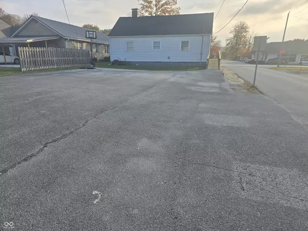 Spencer, IN 47460,213 Fletcher AVE