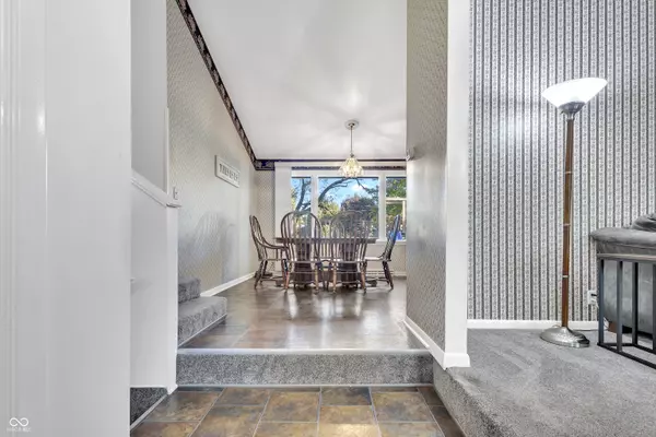 Indianapolis, IN 46221,7128 Milhouse RD