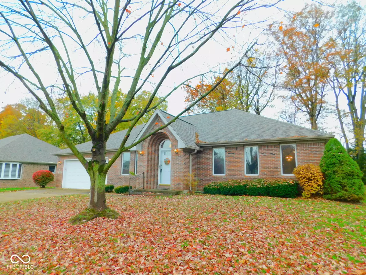 Columbus, IN 47203,3206 Thomas TRCE