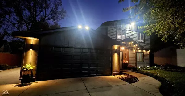 Indianapolis, IN 46217,8023 Railroad RD