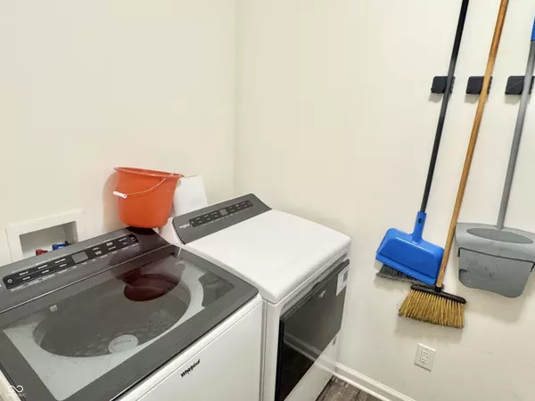 Indianapolis, IN 46217,6425 Avacado DR