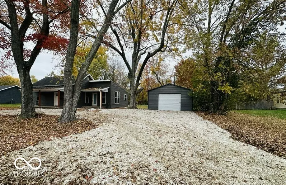 255 Church ST, Austin, IN 47102