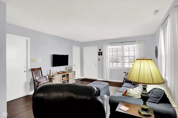 Indianapolis, IN 46236,6375 Village Oak CT