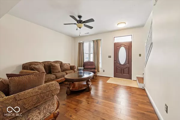 Fishers, IN 46038,13048 Ross XING