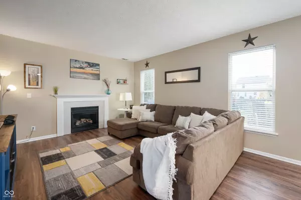 Indianapolis, IN 46236,12711 Geist Cove DR