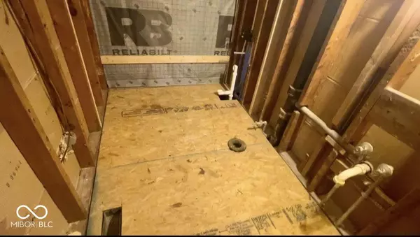 Anderson, IN 46012,2526 E 5th ST