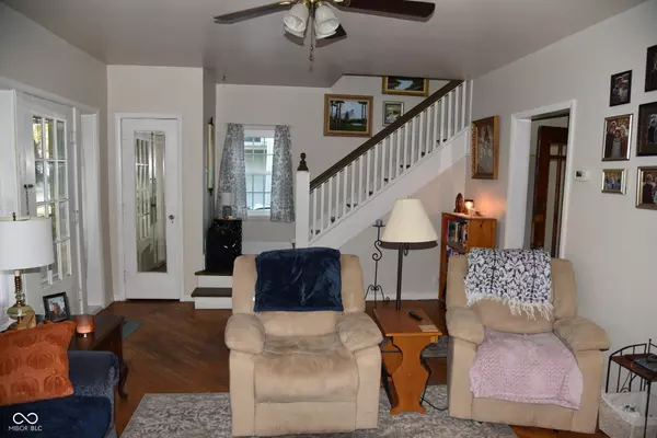 Mitchell, IN 47446,215 S 8th ST