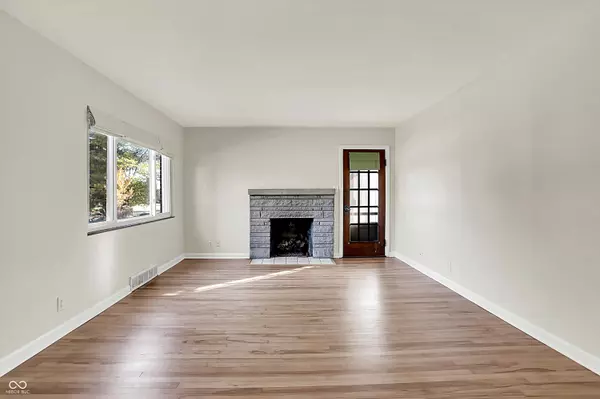 Indianapolis, IN 46217,37 Maxwell RD