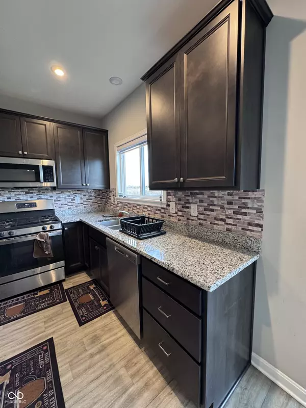 Mccordsville, IN 46055,5508 Woods Pointe DR