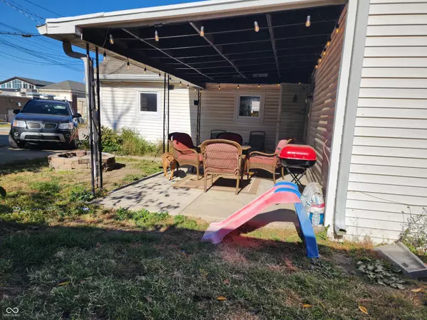 Crawfordsville, IN 47933,313 S Green ST