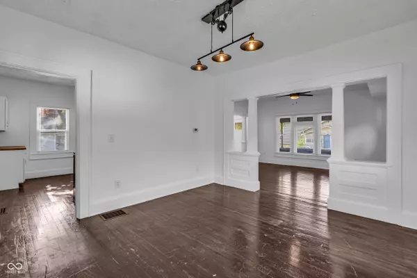 Indianapolis, IN 46218,2401 N Olney ST