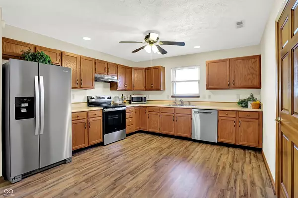 Franklin, IN 46131,2090 Pelican DR