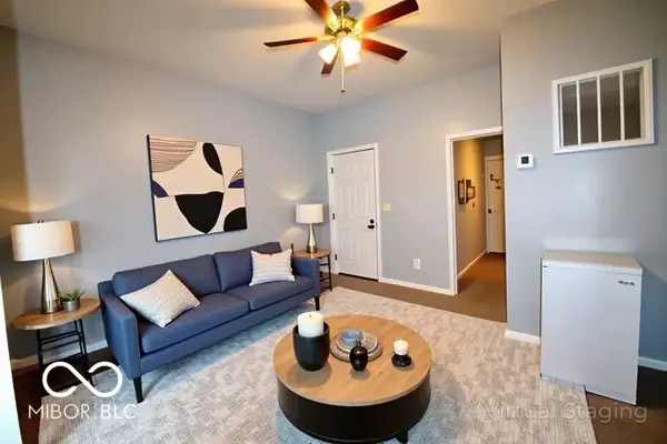 Elwood, IN 46036,1302 S E ST