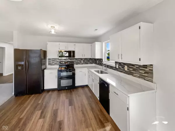 Indianapolis, IN 46241,337 Polaris DR