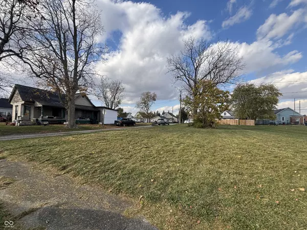 1324 S C ST, Elwood, IN 46036