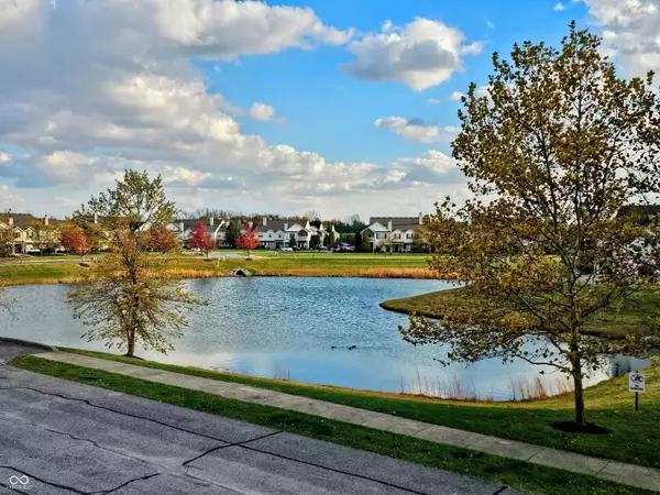 Fishers, IN 46038,13415 White Granite DR #600