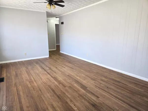 Indianapolis, IN 46203,2731 S Kenmore RD